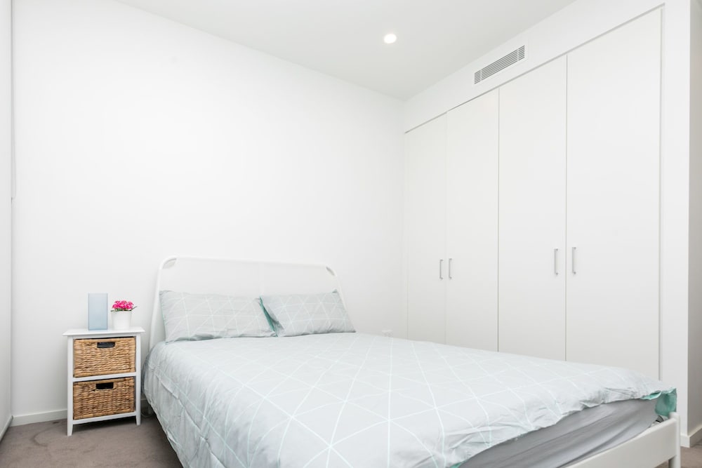 Spacious Bright Apartment