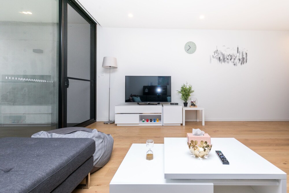Spacious Bright Apartment