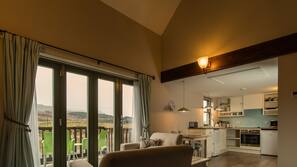 Blackout curtains, WiFi, linens