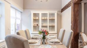 Réfrigérateur, micro-ondes, four, fourneau de cuisine