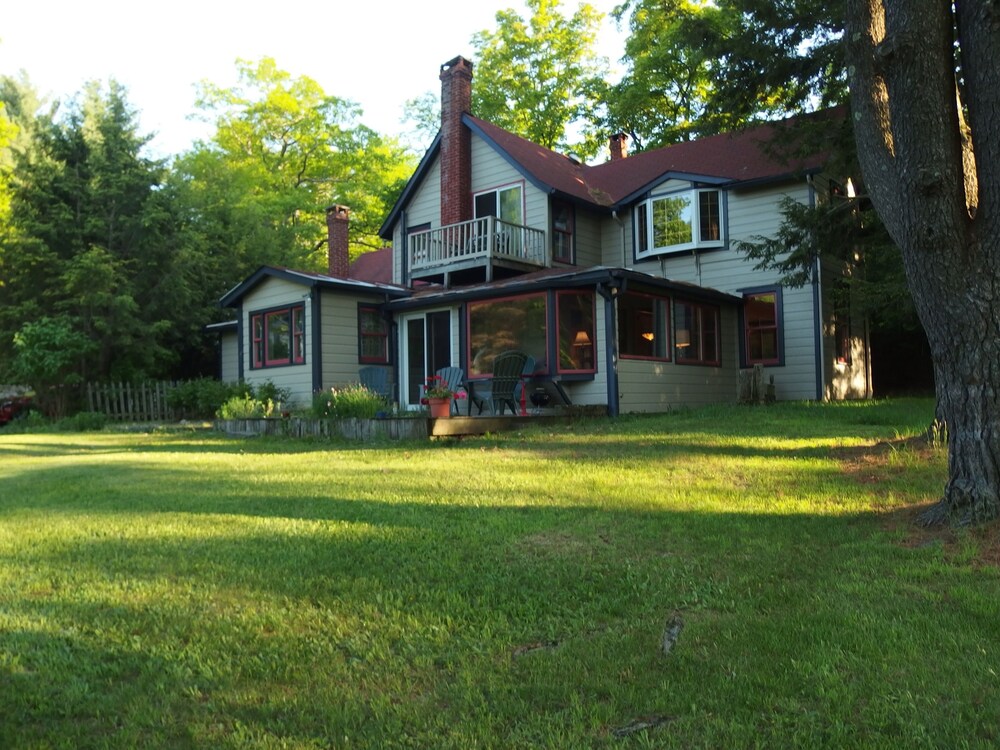 Researchers & Artists' Mountain Retreat for 120 Years! Cragsmoor Vrbo