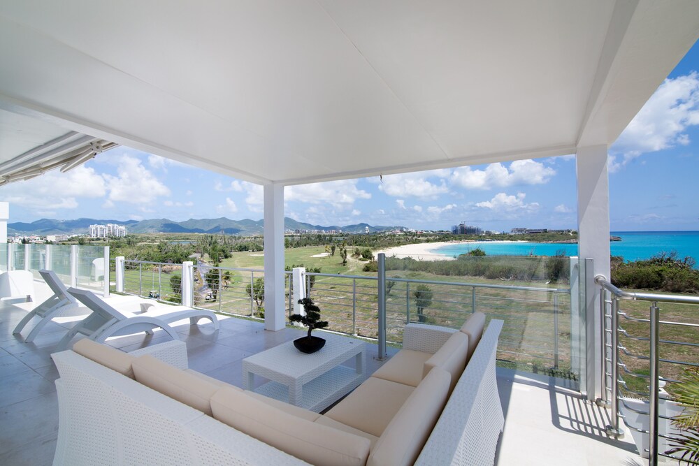 Book Flamingo Beach Resort By Diamond Resorts In Simpson Bay