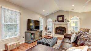 TV, fireplace, DVD player
