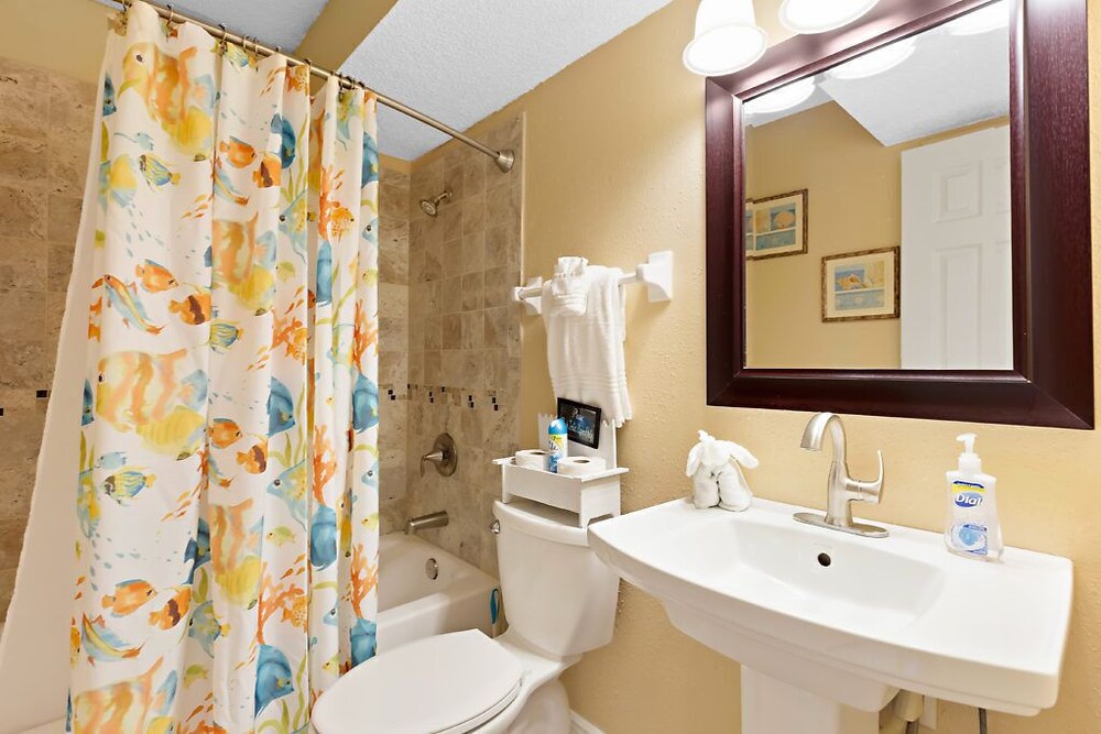 Captain's Quarters Capt. Kirk Unit FREE BOAT with Rental! Deals