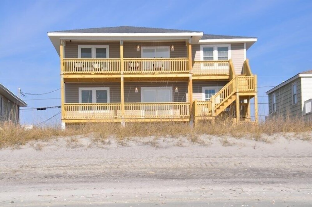 North Carolina Beachfront House Rentals