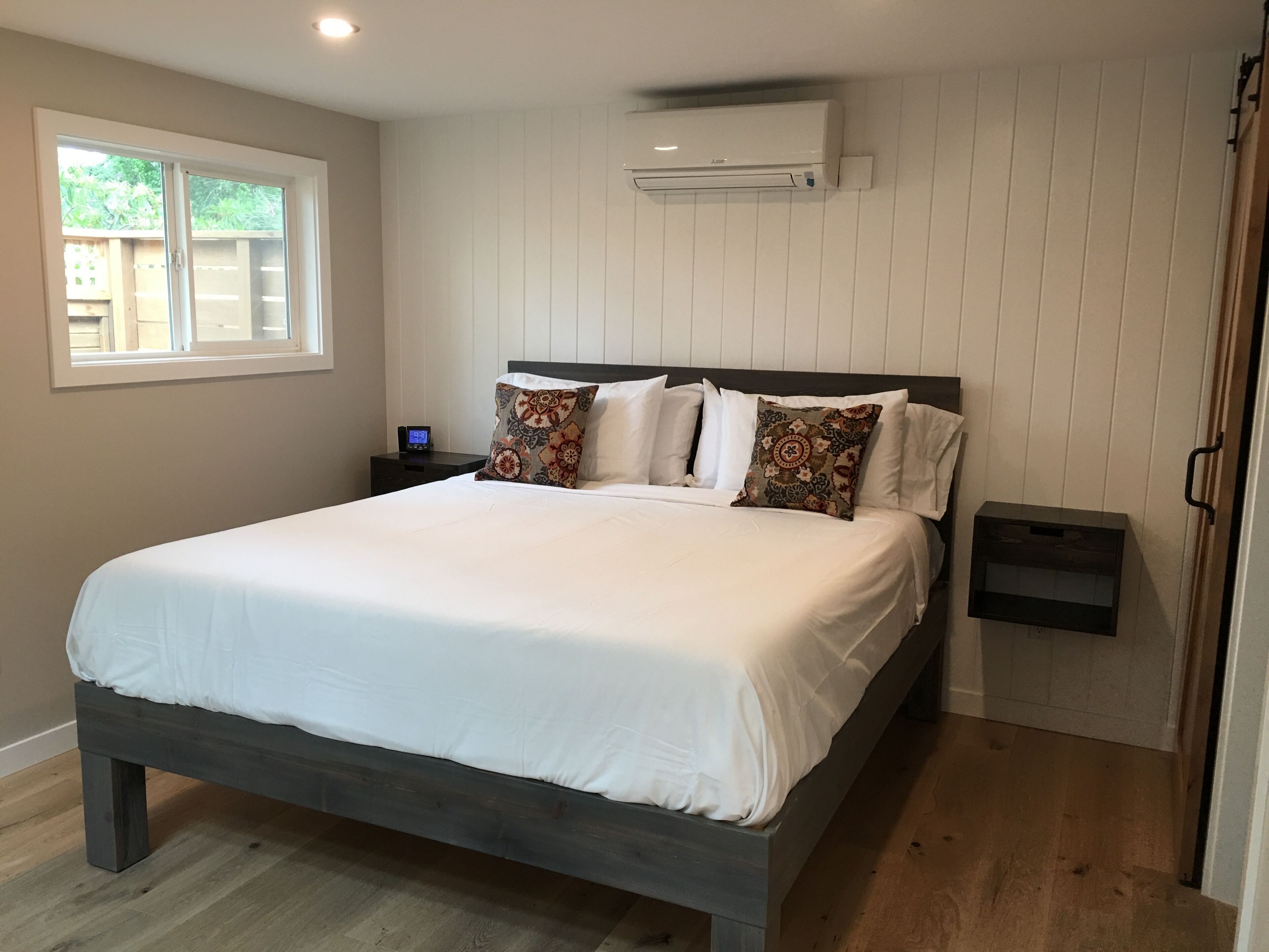 Luxury Studio 3 Blocks to Uofo, King Bed in Eugene, United States
