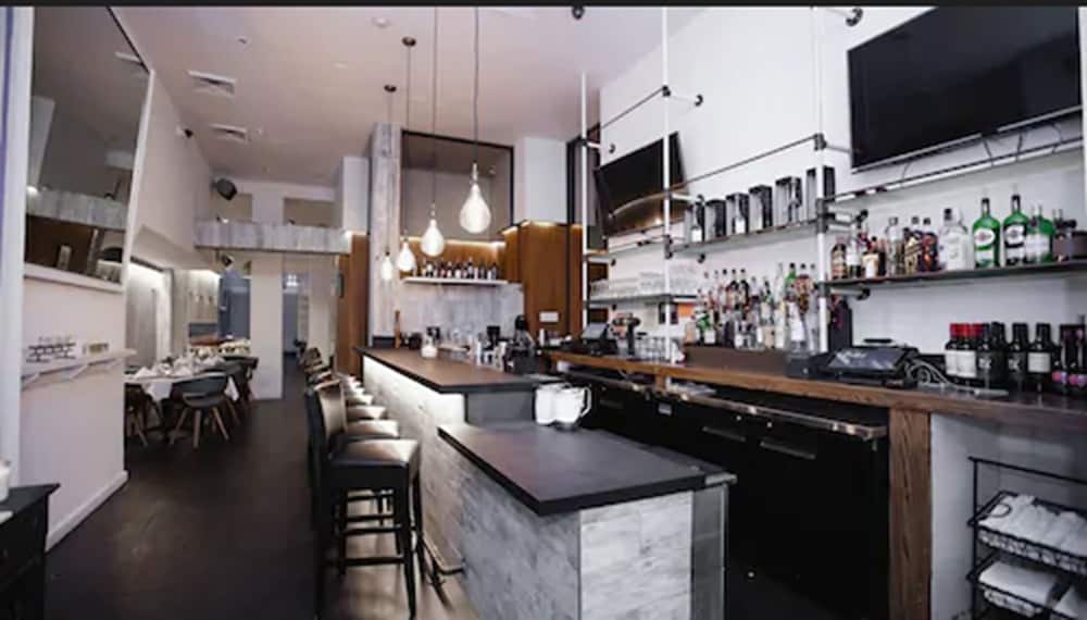 Photo - Henri on 24 Hotel Chelsea, Sonder by Marriott Bonvoy