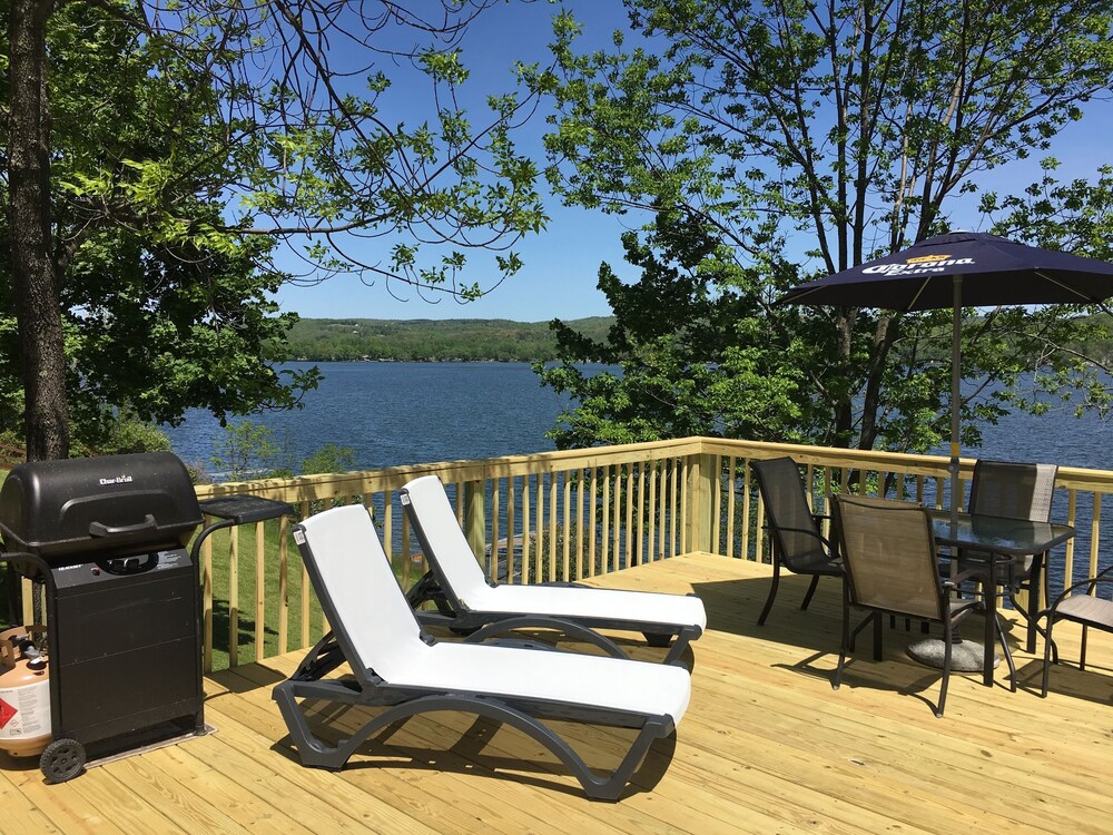 Honeoye Lake Waterfront Cottage Rental, Fingerlakes Region Of NY in