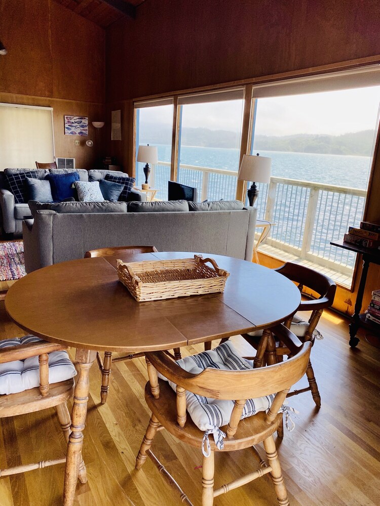 SPECTACULAR VACATION HOME OVER Tomales Bay -- Perfect for Family and Friends!