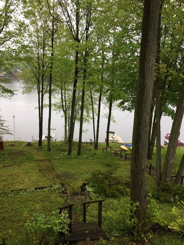 Beautiful lake house in northern Michigan