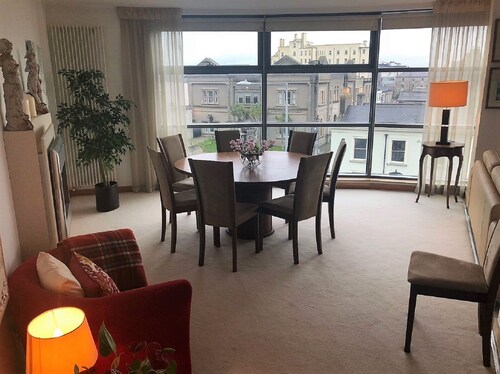 Dublin, Ireland Halla an Chontae, Dn Laoghaire, Co. D17A/0419 Application Recd Date: 08-May-2017 Durkan Residential Limited Site measuring 1.19 D17A/0778 GRANT PERMISSION 25-Oct-2017 Melanie McCourt Dn Laoghaire Rathdown Planning Weekly List No. 43 (2017