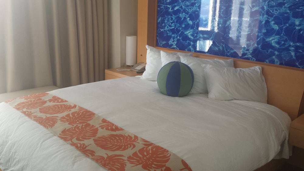 One Bedroom Ocean Front Suite with Breathtaking Views and  Private Balcony