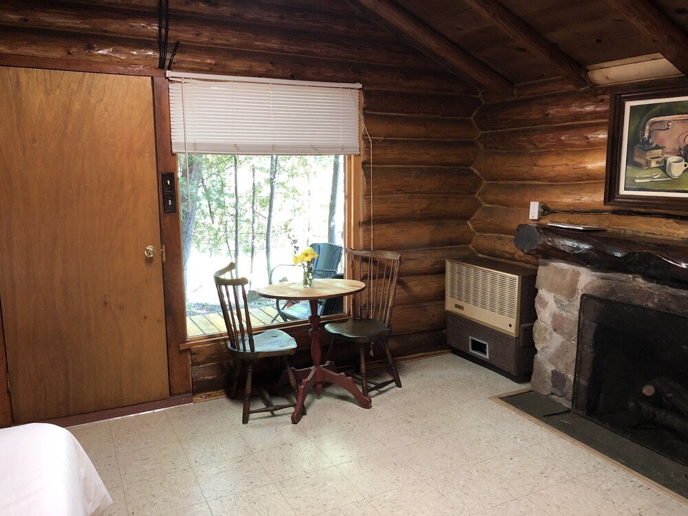 Manninen S Cabins Nelja Cabin On Otter Lake 15 Miles From