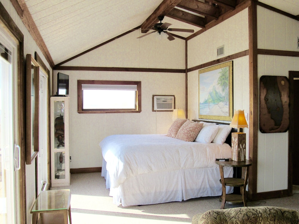 Breathtaking Views Await You at This 3 Bedroom Oceanfront Home Wilbur