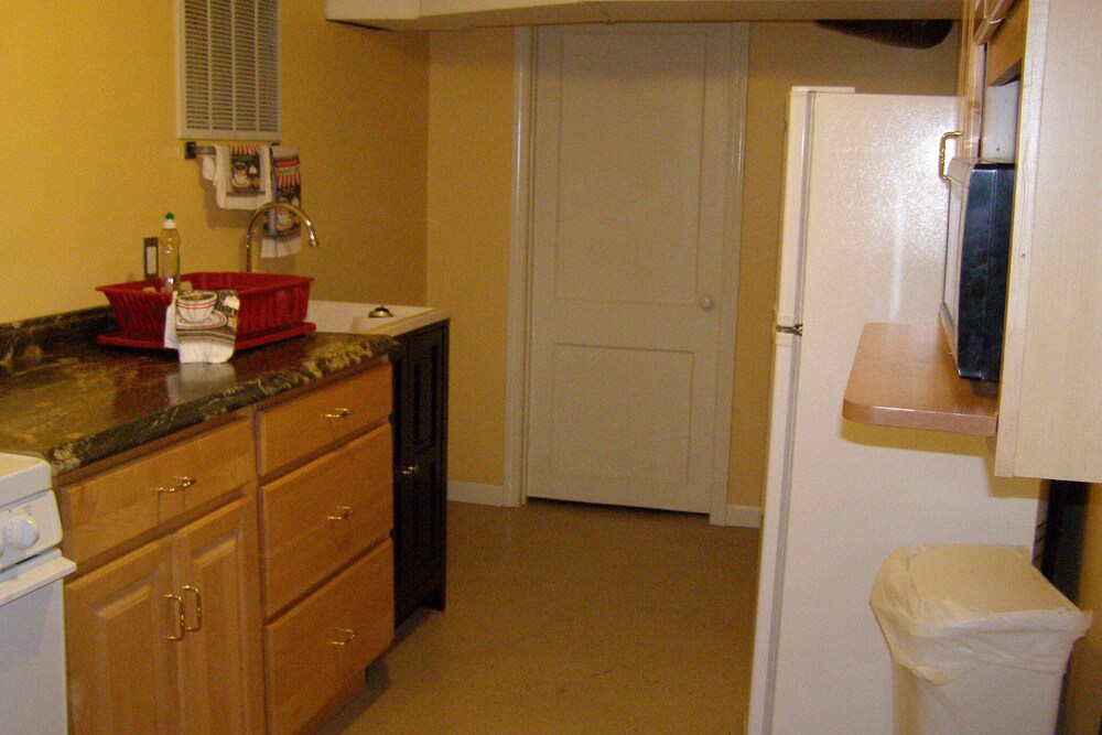 Boone Lake Bungalow.  Cozy, Comfortable and Convenient.