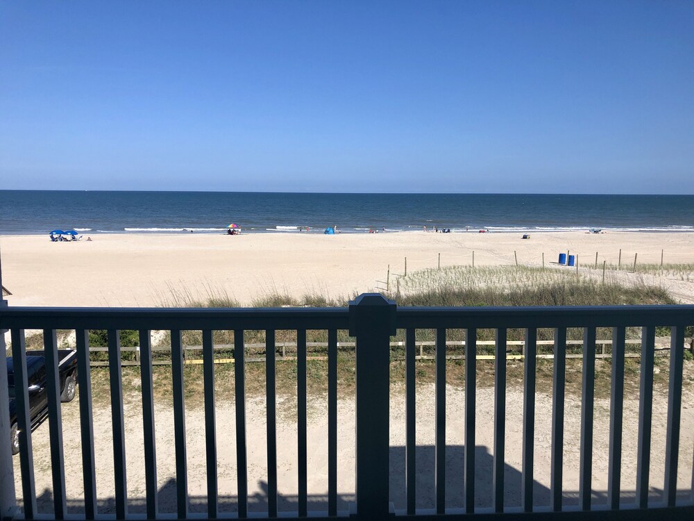 Four Winds, Carolina Beach Oceanfront Condo, North End