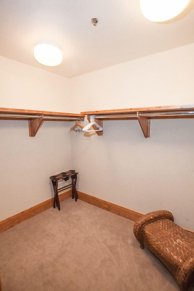 Teton Village SkiIn SkiOut Crystal Springs Luxury Condominium Jackson