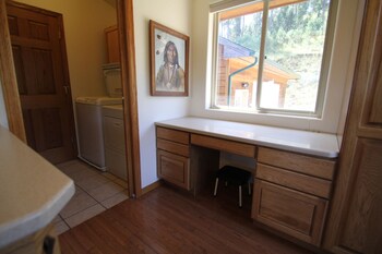 Thunderridge Spacious Cabin In Deadwood Near Trolley Stop Minutes