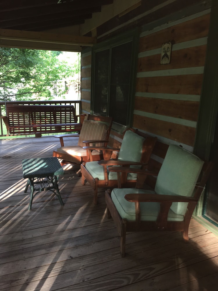 Sugar Plum Cabin - Beautiful Mountain View/Renovated Log Cabin/Kids Ski FREE/ELK