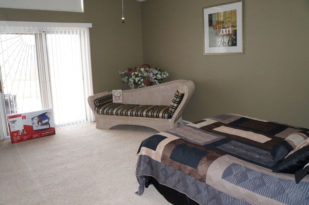 Fully Furnished Vacation Rental In Golf Community! Chandler Arizona * 3