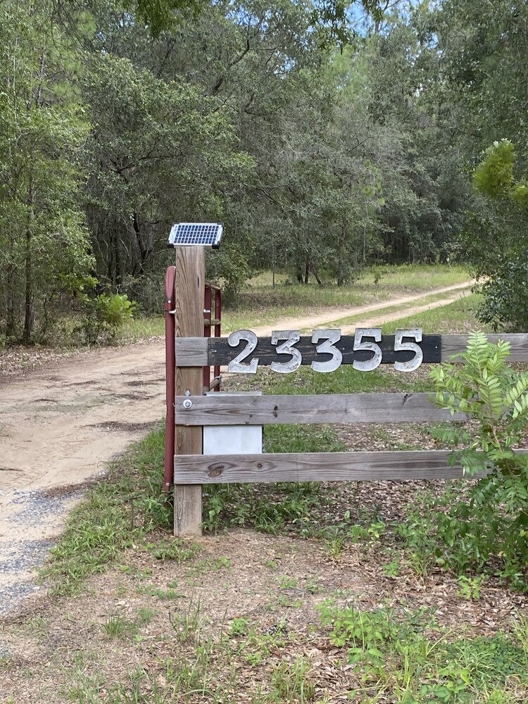 Lake Kerr Cottages- McDade