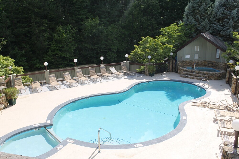 Fifty Shades Of Blue In Gatlinburg Hotel Rates Reviews On Orbitz