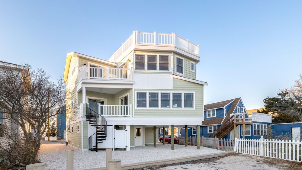 Luxury LBI Waterfront Home with Dock (Perfect for Boat Owners!)