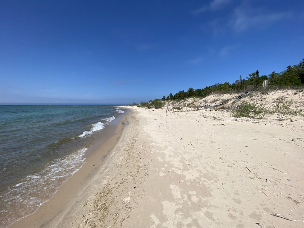 Secluded Lake Michigan Beachfront Cabin on Cathead Bay Surrounded by