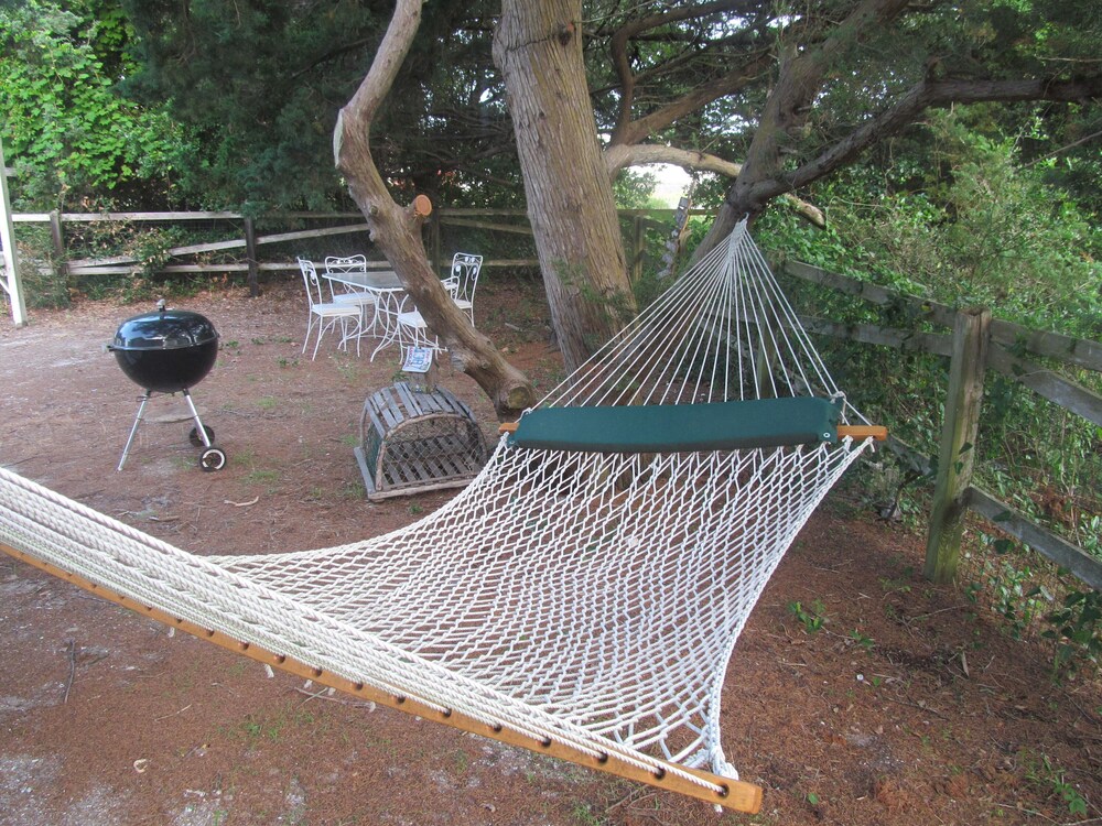 Ocracoke Island: Beautiful Cottage in Village