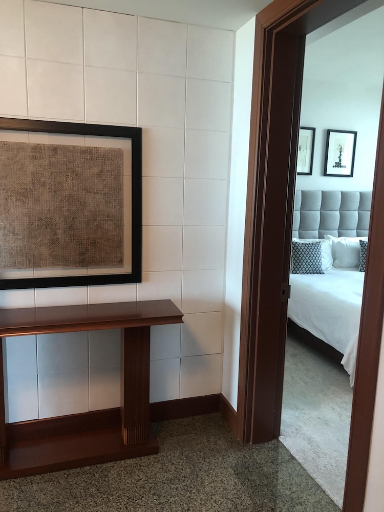  LUX PREMIERE LINE 2/2.5 Ocean View  w/ enhanced cleaning at Ritz 