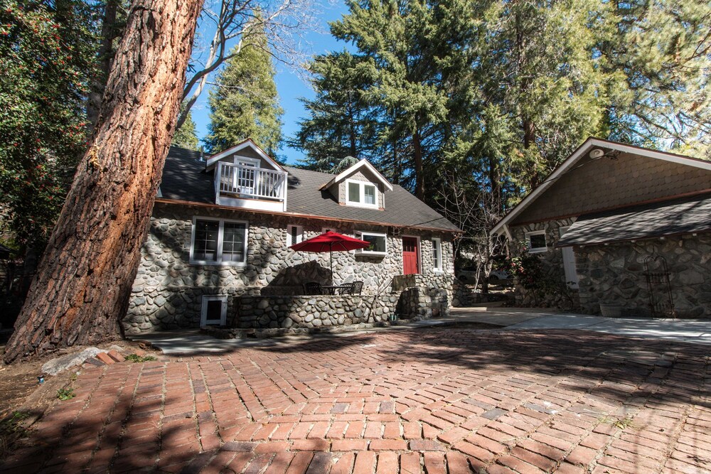 Mt. Baldy Cottage on Bear Creek  in the  Secluded Village of Mt. Baldy