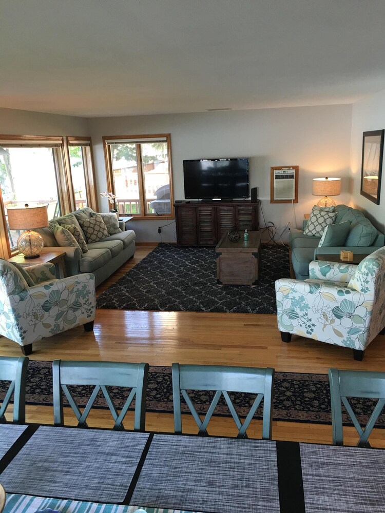 Xanadu a Premier Vacation Located on Fair Haven Bay