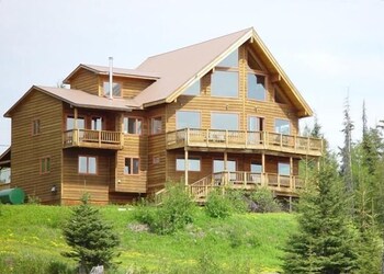 Million Dollar Views From The 6 Bedrooms 4 Bath Grand View