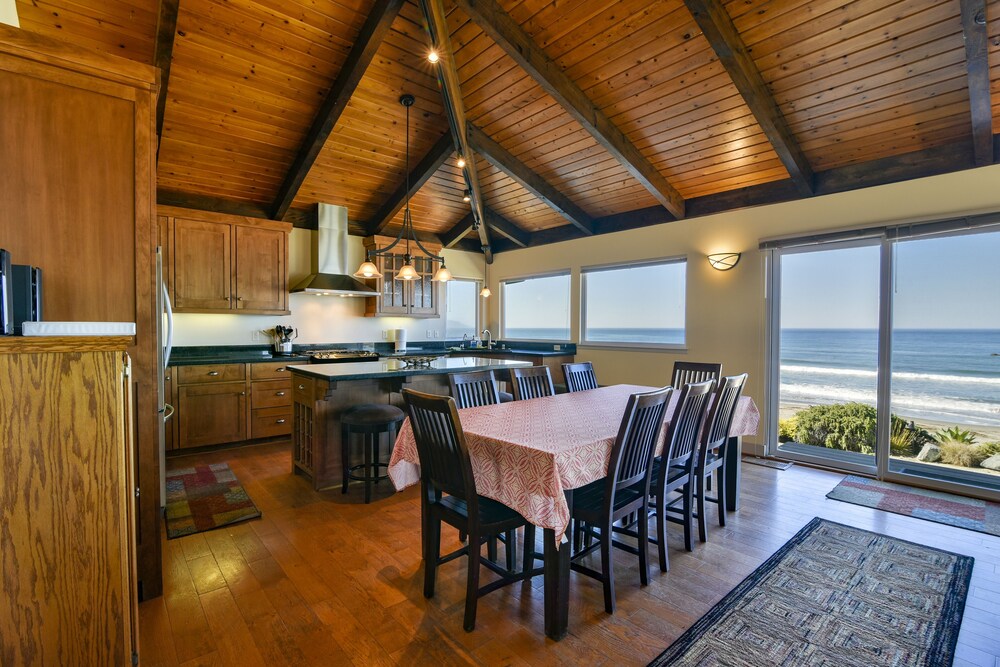 Amazing Luxury Oceanfront Home! On the Sand in Cayucos