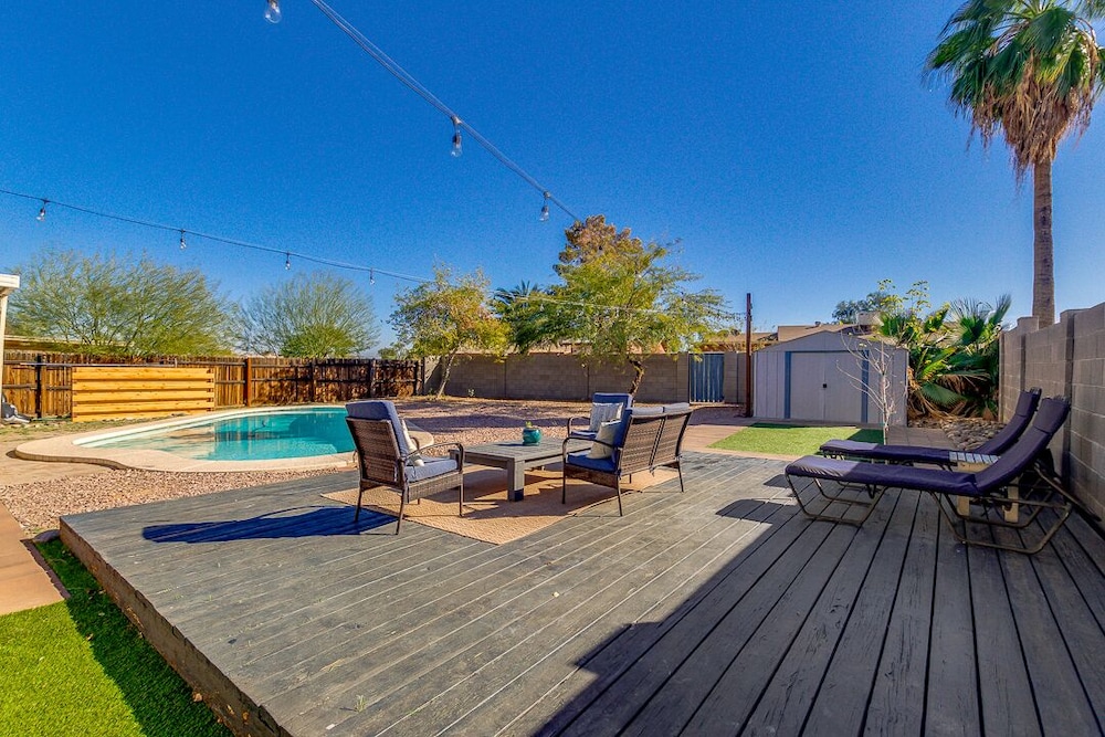 Centrally located home with pool in Tempe!!