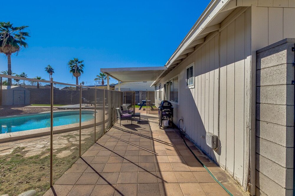 Centrally located home with pool in Tempe!!