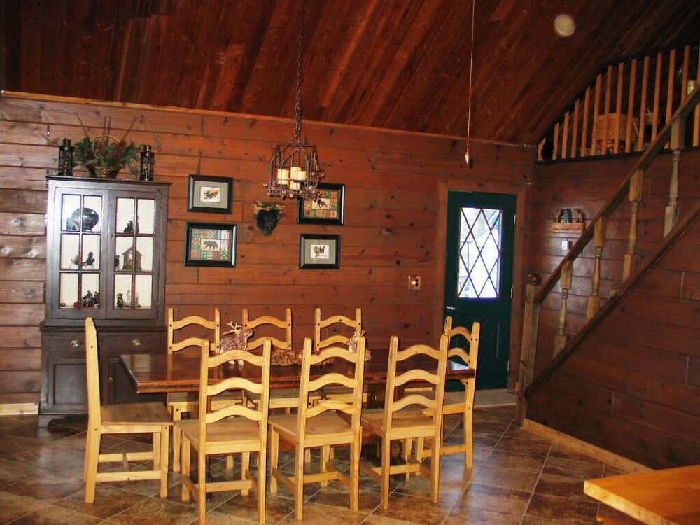 Beautiful Cabin On The Scenic Wisconsin River/lake Wisconsin,