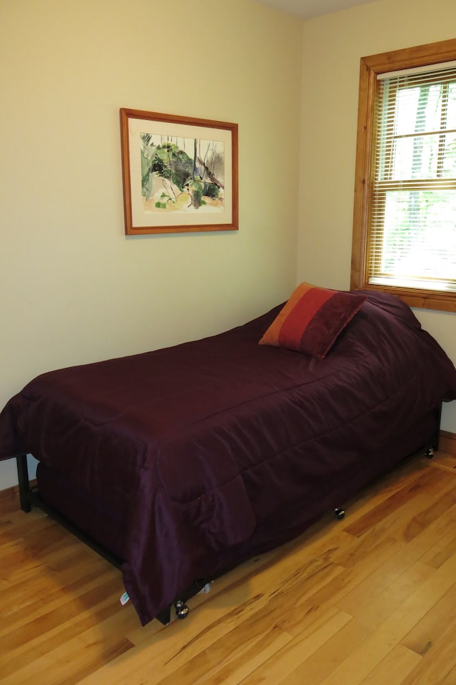 5 Bedroom Lake House Newly Renovated Elk Rapids Vrbo