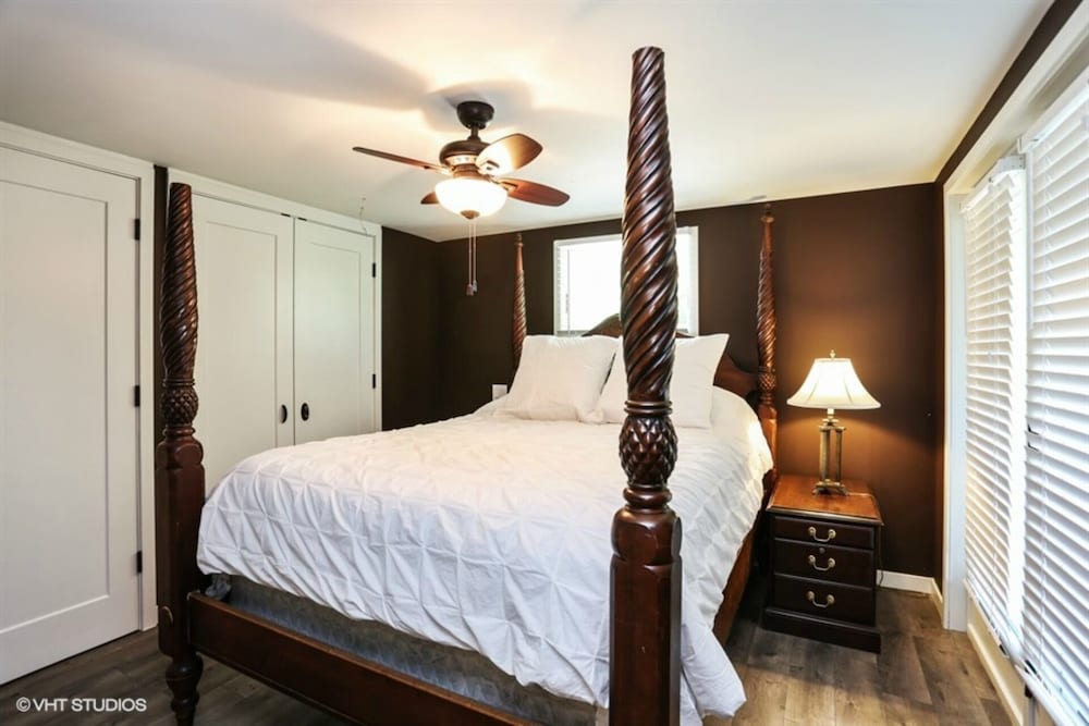 Warren Dunes2000 Acre Park On Lake Michigan, Hot Tub, WBFPL , Wineries