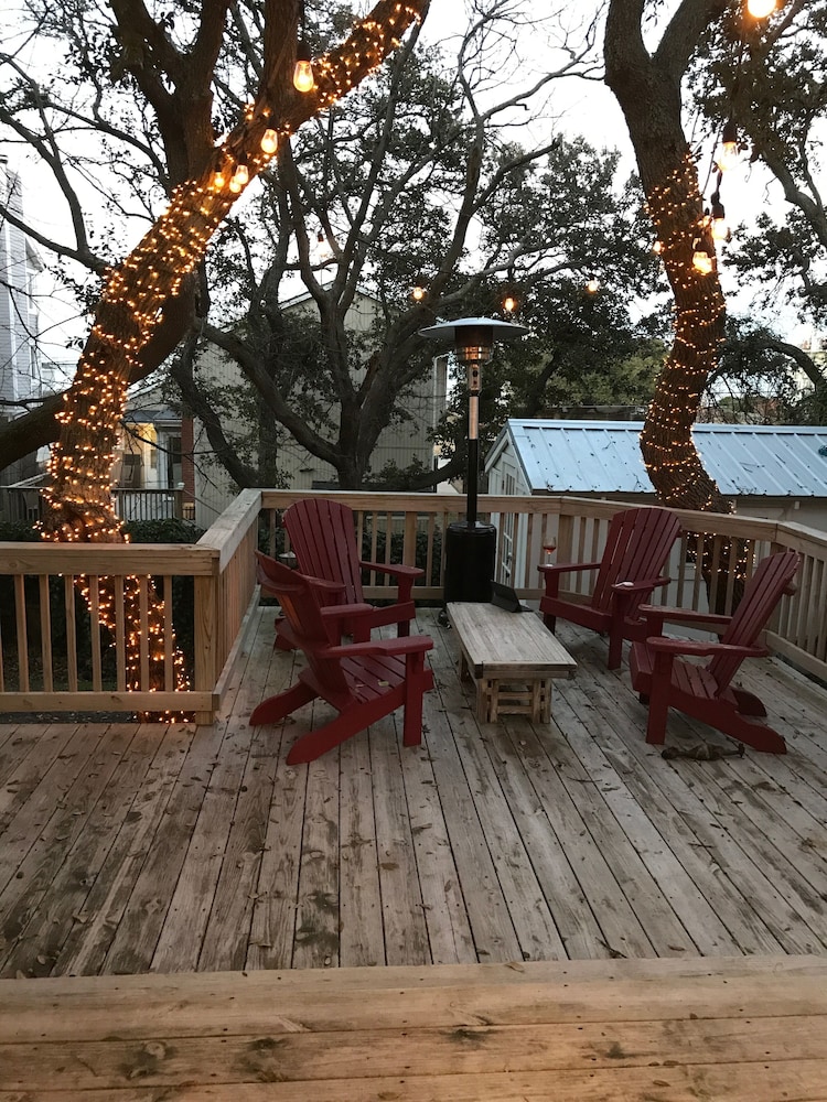 The Treehouse at Chic's Beach in Virginia Beach Best Rates & Deals on