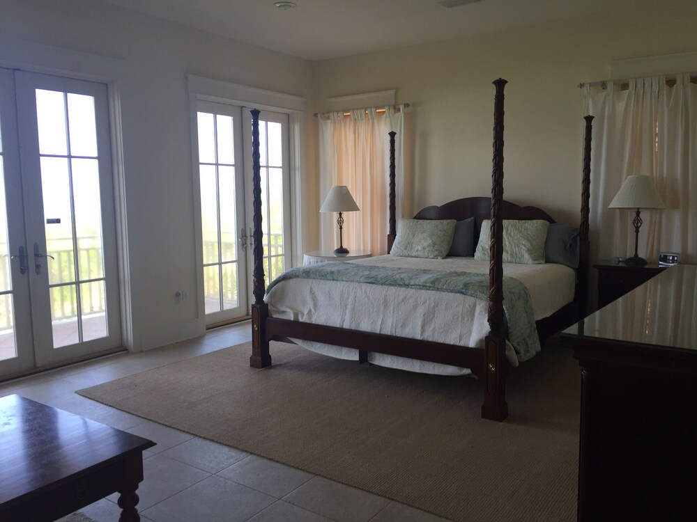 Beachfront Rosemary Beach Area HomePanoramic Views of GulfSunrise to