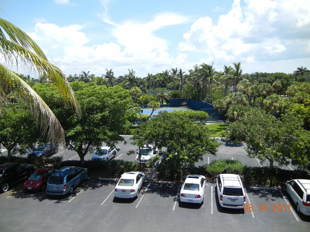 2 Bed+loft On The Beach BEACHES OPEN  Elevator Top 2 Floors beach villa