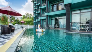 2 outdoor pools, pool umbrellas, sun loungers