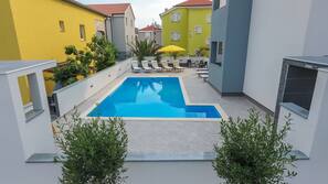 Outdoor pool, pool loungers