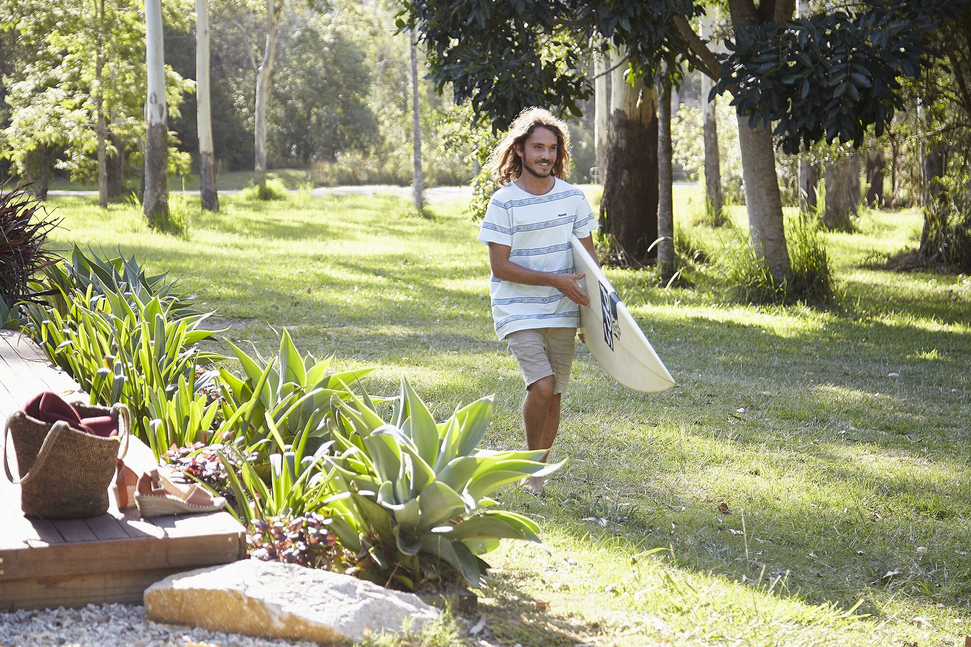 The Nutty Bungalow..on organic farm by the beach .