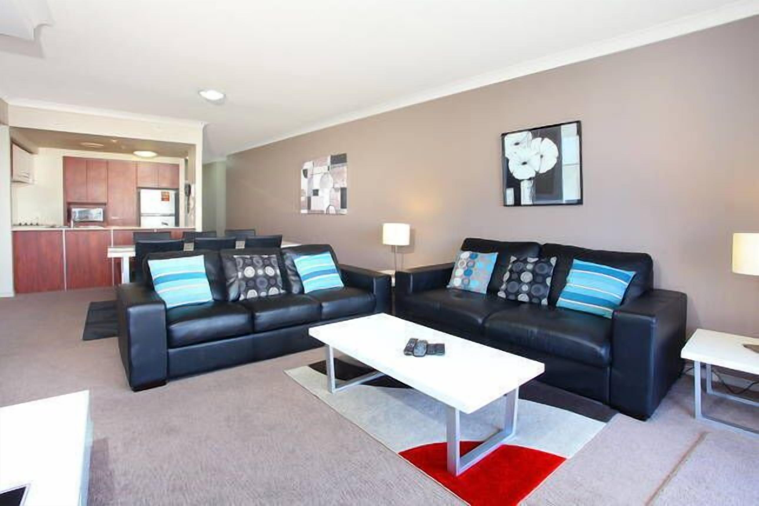 Luxury IN Paradise @ Chevron Renaissance