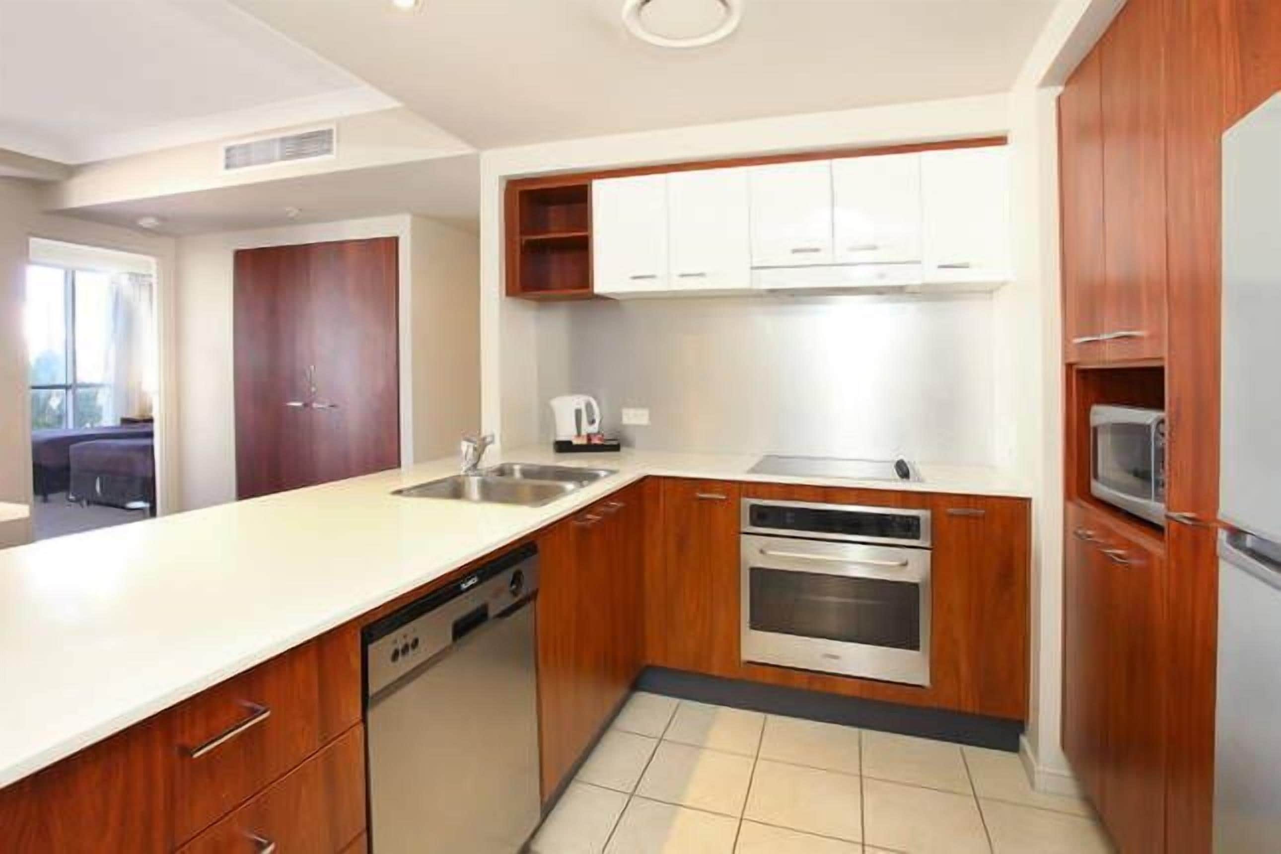 Luxury IN Paradise @ Chevron Renaissance