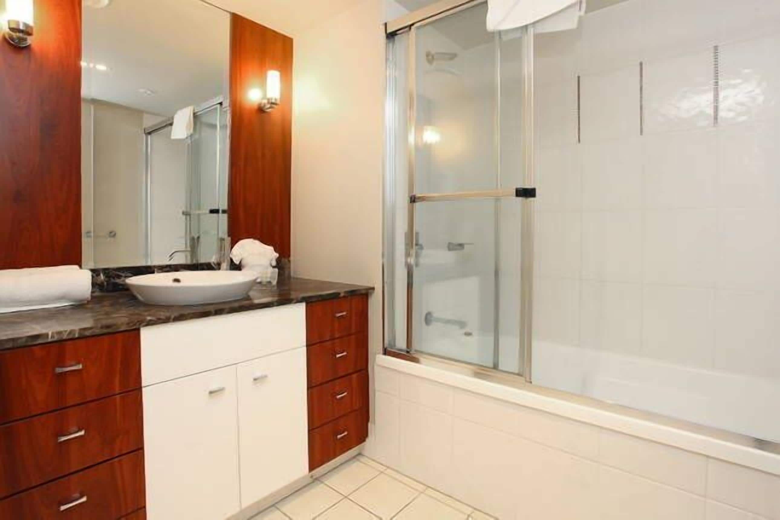 Luxury IN Paradise @ Chevron Renaissance