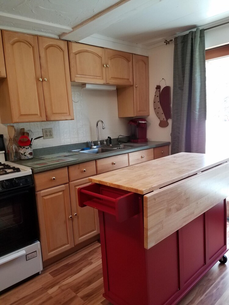 Jackson NH Peaceful, Country Cottage / Access to Fabulous Amenities