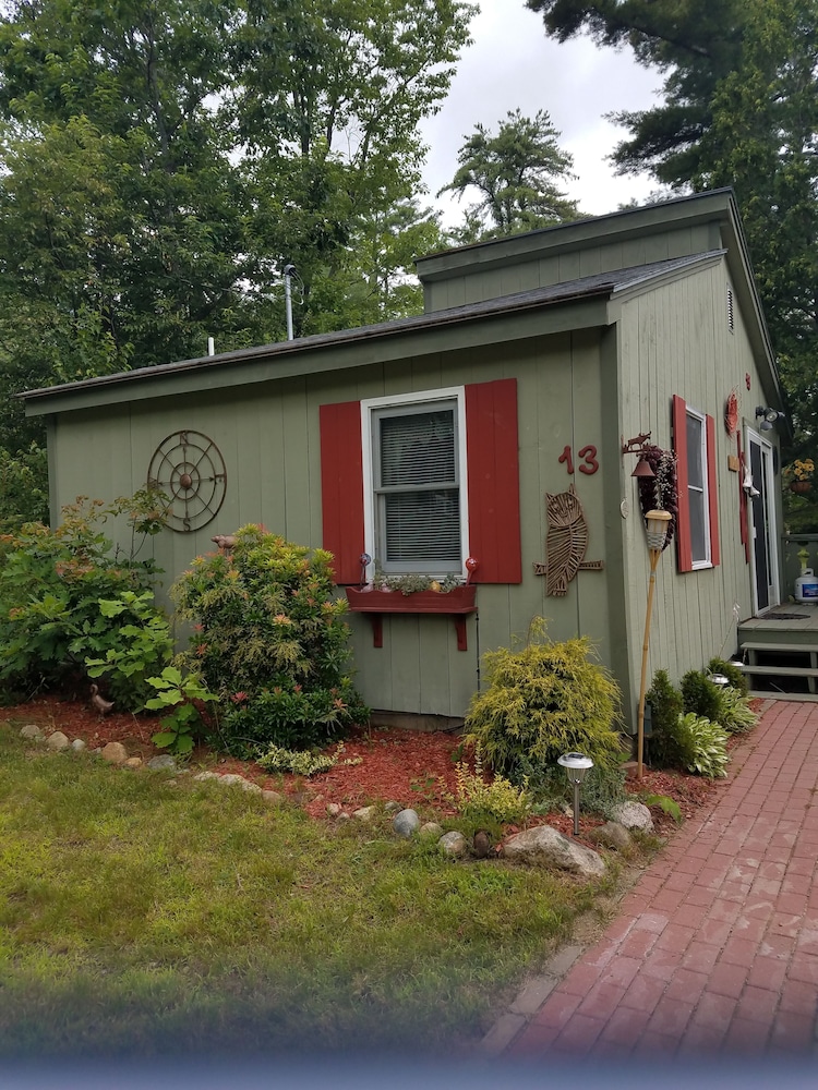 Jackson NH Peaceful, Country Cottage / Access to Fabulous Amenities